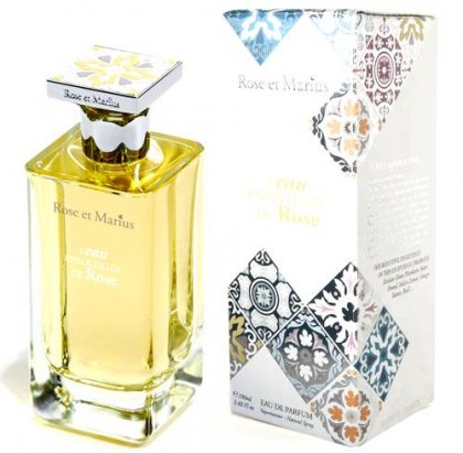 Rose Et Marius L'eau Ensoleillee De Rose